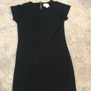 Sail to sable black tee shirt dress